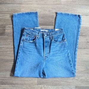 NWT Levi's Ribcage Bootcut Cropped High Waisted Jean Size 27 Medium Wash